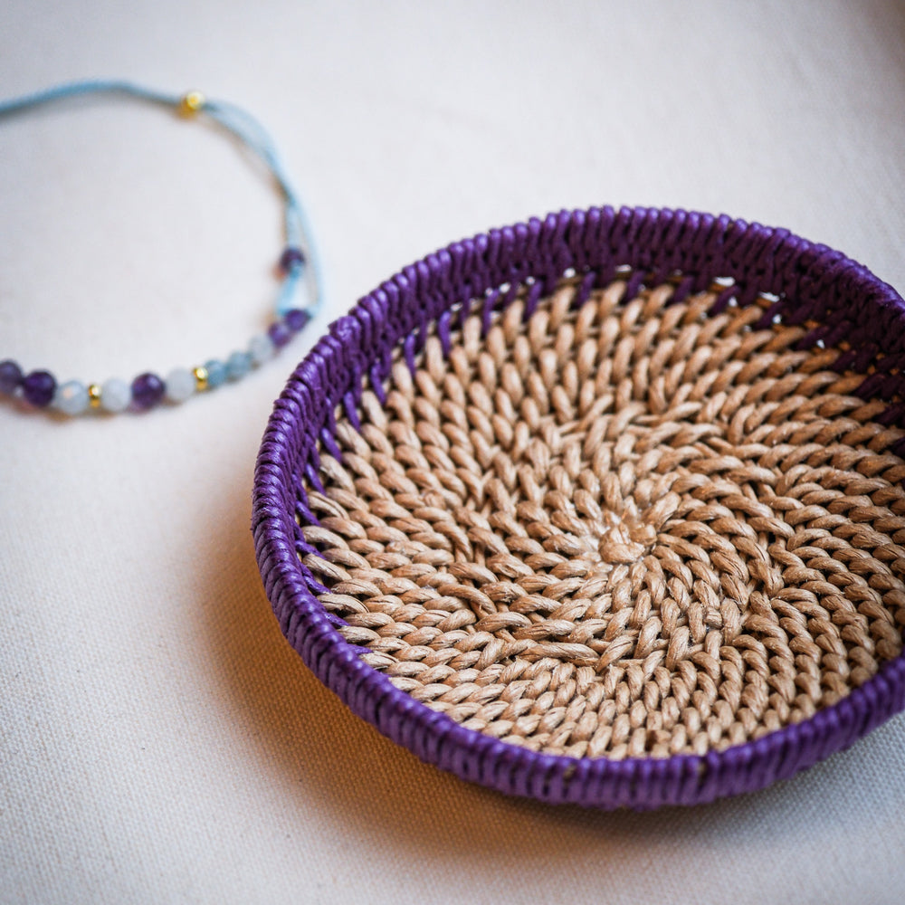 
                      
                        Calm - Bracelet + Tray Set
                      
                    